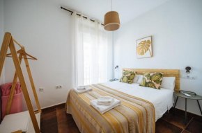 HomeySeville-Lovely Duplex at Santa Cruz 10 pax, Parking Optional